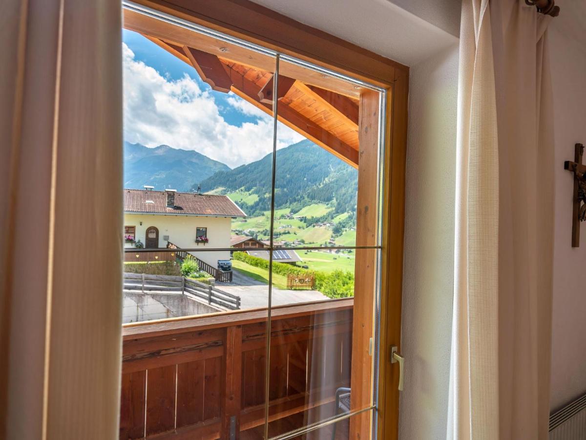 Ideal Apartment In Stubaital With Balcony Neustift im Stubaital Bagian luar foto